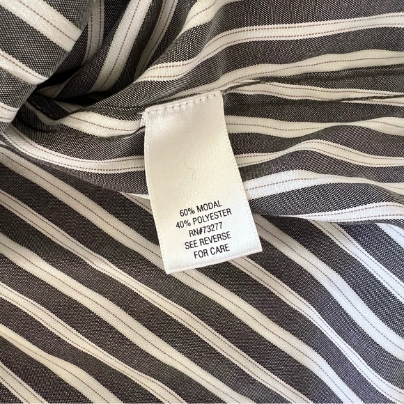 Lightweight pinstripe button up oversized - Picture 5 of 5